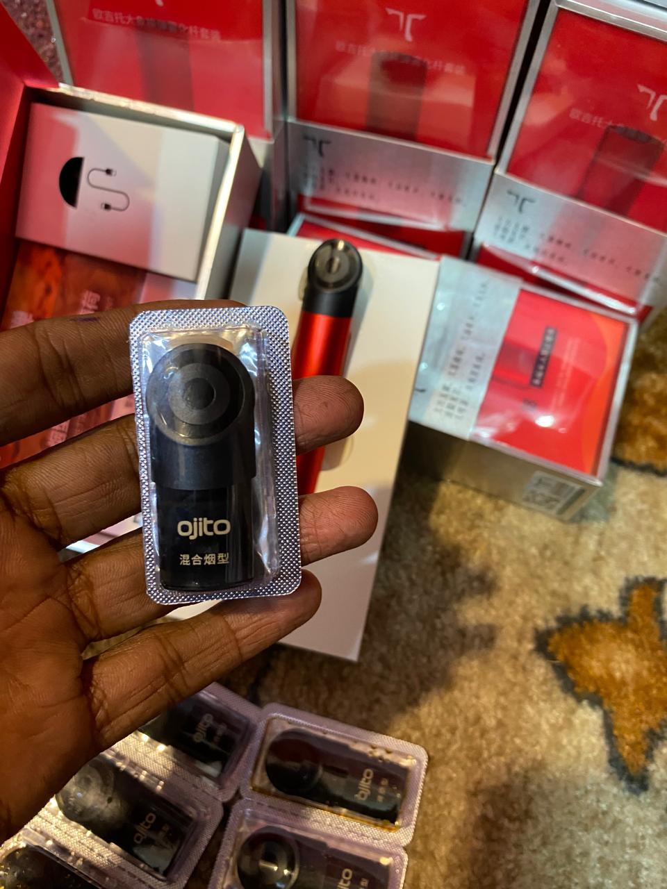 Ojito Red Edition Pod System - 8 Coil and 300ml Free Flavor